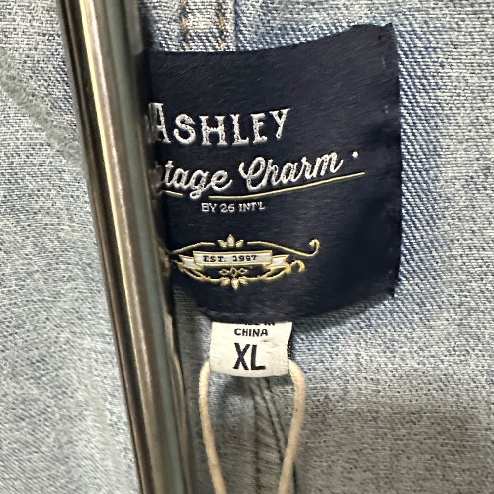 Ashley Vintage Charm Lovely Denim Blue Women's Vest - Picture 4 of 8